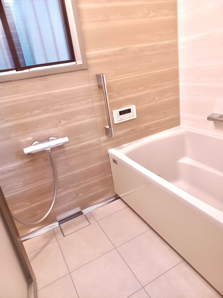 東区戸建て T様邸リフォーム完工<浴室>